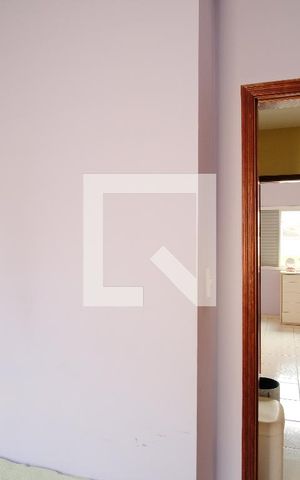 Casa de condomínio à venda com 130m², 3 quartos e 2 vagasQuarto 1