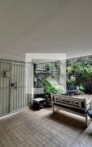 Casa para alugar com 170m², 4 quartos e 2 vagas Casa para alugar com 170m², 4 quartos e 2 vagasGaragem