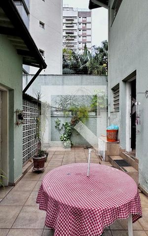 Casa para alugar com 170m², 4 quartos e 2 vagas Casa para alugar com 170m², 4 quartos e 2 vagasQuintal