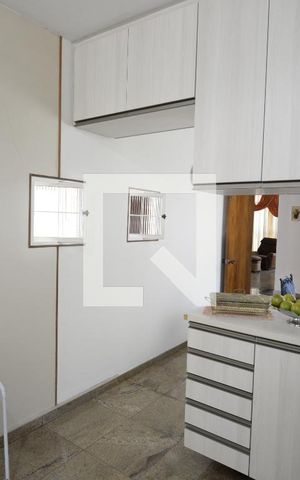 Casa para alugar com 250m², 3 quartos e 4 vagasCozinha