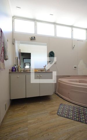 Casa para alugar com 250m², 3 quartos e 4 vagasSuíte 3
