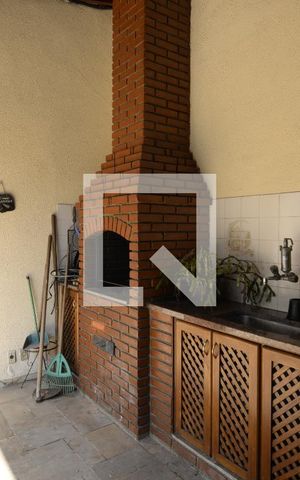 Casa para alugar com 250m², 3 quartos e 4 vagasChurrasqueira