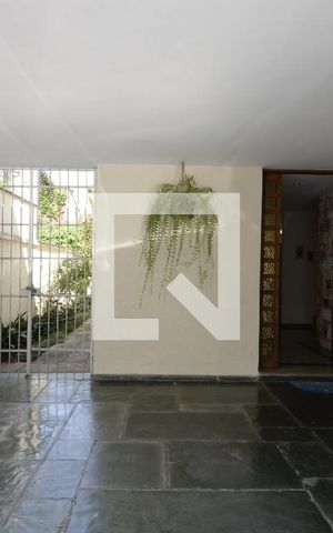 Casa para alugar com 250m², 3 quartos e 4 vagasGaragem