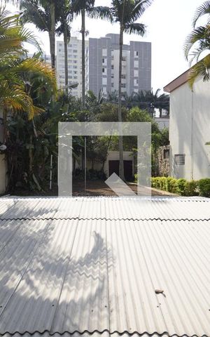 Casa para alugar com 250m², 3 quartos e 4 vagasPiscina