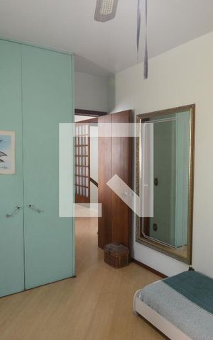 Casa para alugar com 250m², 3 quartos e 4 vagasSuíte 1