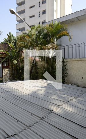 Casa para alugar com 250m², 3 quartos e 4 vagasPiscina