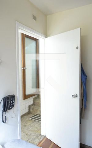 Casa para alugar com 250m², 3 quartos e 4 vagasQuarto de Serviço