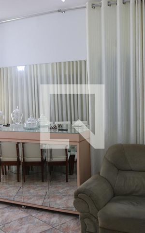 Casa para alugar com 90m², 3 quartos e sem vagaSala
