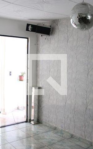 Casa para alugar com 90m², 3 quartos e sem vagaSala de TV