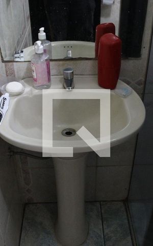 Casa para alugar com 90m², 3 quartos e sem vagaBanheiro 1