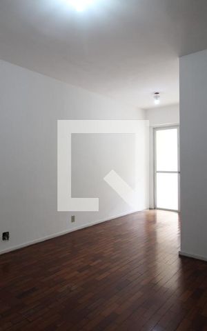 Apartamento à venda com 64m², 2 quartos e 1 vagaSala