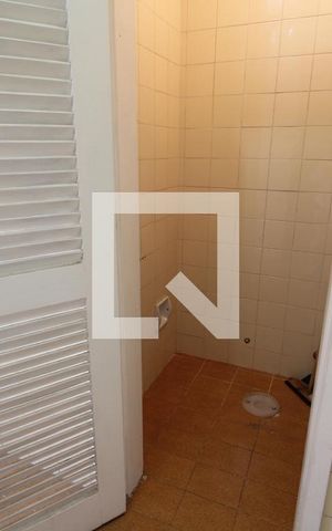 Apartamento à venda com 64m², 2 quartos e 1 vagaBanheiro de Serviço