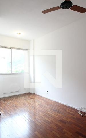 Apartamento à venda com 64m², 2 quartos e 1 vagaQuarto 2