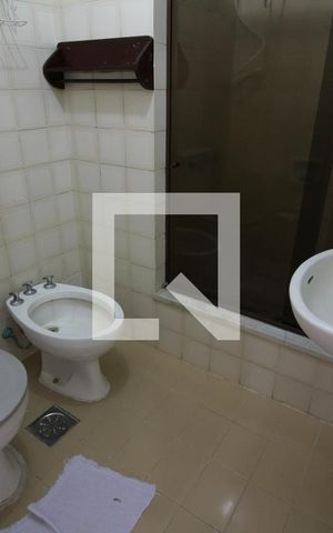 Apartamento à venda com 64m², 2 quartos e 1 vagaBanheiro Social