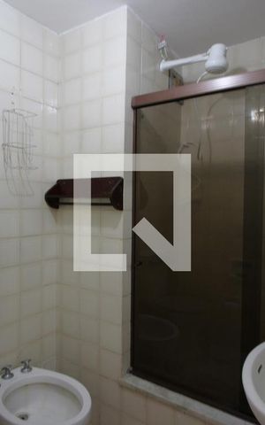 Apartamento à venda com 64m², 2 quartos e 1 vagaBanheiro Social