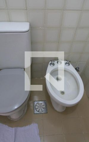 Apartamento à venda com 64m², 2 quartos e 1 vagaBanheiro Social