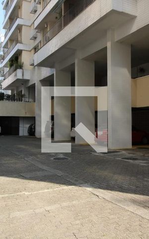 Apartamento à venda com 64m², 2 quartos e 1 vaga Apartamento à venda com 64m², 2 quartos e 1 vagaGaragem Coberta