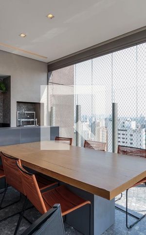 Apartamento à venda com 153m², 2 quartos e 2 vagas Apartamento à venda com 153m², 2 quartos e 2 vagasÁrea gourmet