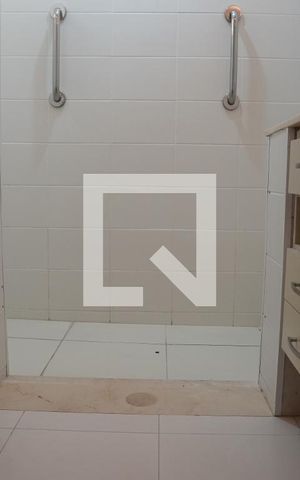Apartamento à venda com 180m², 4 quartos e 3 vagasBanheiro da Suite 2 
