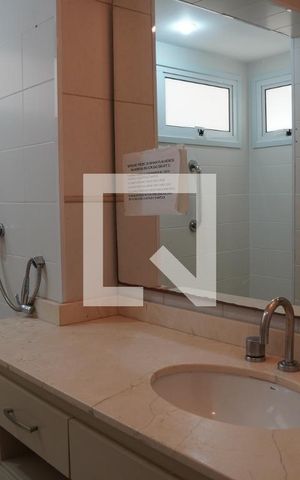 Apartamento à venda com 180m², 4 quartos e 3 vagasBanheiro da Suite 2 