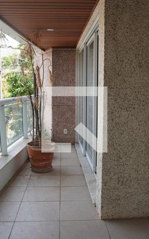 Apartamento à venda com 180m², 4 quartos e 3 vagasVaranda