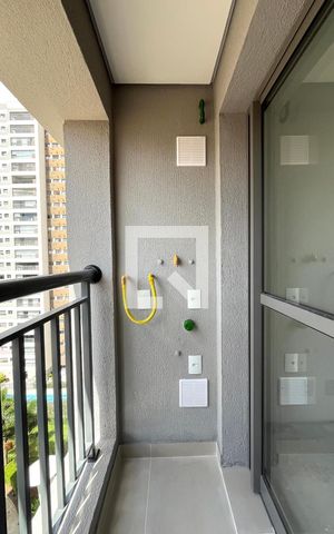 Apartamento à venda com 28m², 1 quarto e sem vaga Apartamento à venda com 28m², 1 quarto e sem vagaVaranda