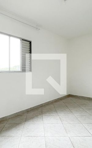 Casa à venda com 120m², 4 quartos e 3 vagas Casa à venda com 120m², 4 quartos e 3 vagasQuarto 2