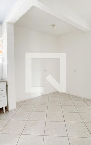 Casa à venda com 120m², 4 quartos e 3 vagas Casa à venda com 120m², 4 quartos e 3 vagasCozinha