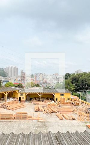 Casa à venda com 120m², 4 quartos e 3 vagas Casa à venda com 120m², 4 quartos e 3 vagasVista - Quarto 2
