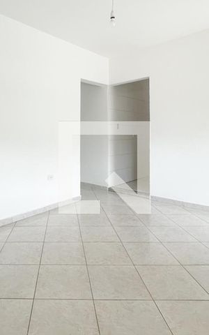 Casa à venda com 120m², 4 quartos e 3 vagas Casa à venda com 120m², 4 quartos e 3 vagasSala
