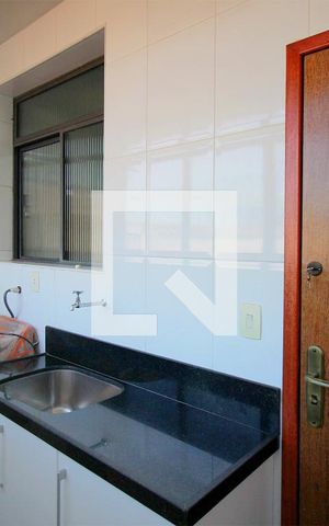 Apartamento à venda com 200m², 3 quartos e 1 vagaÁrea de Serviço