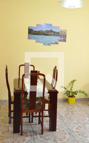 Casa à venda com 108m², 3 quartos e 1 vagaSala