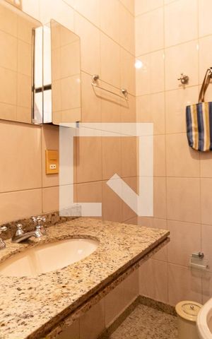 Casa à venda com 149m², 3 quartos e 2 vagas Casa à venda com 149m², 3 quartos e 2 vagasBanheiro da Suíte 2