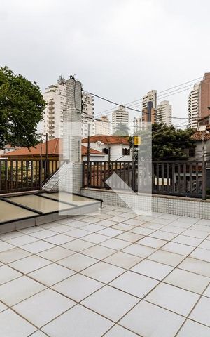 Casa à venda com 149m², 3 quartos e 2 vagas Casa à venda com 149m², 3 quartos e 2 vagasVaranda da Suíte 3