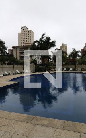 Apartamento à venda com 201m², 3 quartos e 3 vagasÁrea Comum - Piscina