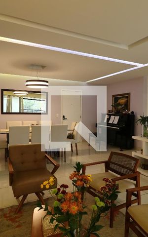 Apartamento à venda com 201m², 3 quartos e 3 vagasSala