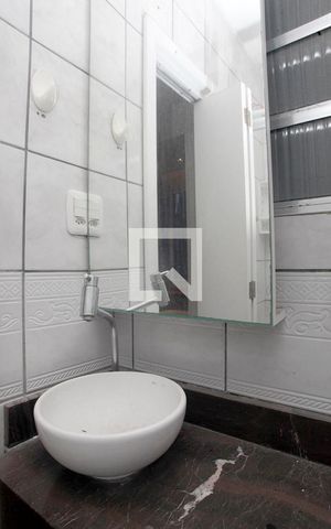Studio para alugar com 27m², 1 quarto e sem vagaBanheiro