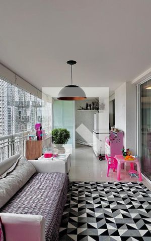 Apartamento à venda com 134m², 3 quartos e 2 vagas Apartamento à venda com 134m², 3 quartos e 2 vagasVaranda Sala
