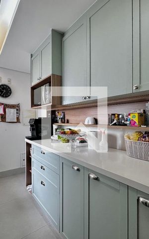 Apartamento à venda com 134m², 3 quartos e 2 vagas Apartamento à venda com 134m², 3 quartos e 2 vagasCozinha