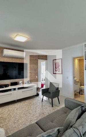 Apartamento à venda com 134m², 3 quartos e 2 vagas Apartamento à venda com 134m², 3 quartos e 2 vagasSala