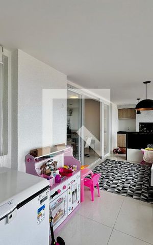 Apartamento à venda com 134m², 3 quartos e 2 vagas Apartamento à venda com 134m², 3 quartos e 2 vagasVaranda Sala