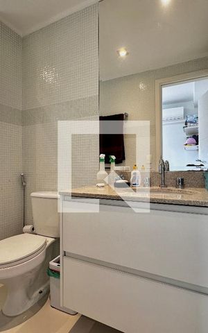 Apartamento à venda com 134m², 3 quartos e 2 vagas Apartamento à venda com 134m², 3 quartos e 2 vagasBanheiro Suíte 2