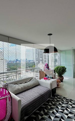 Apartamento à venda com 134m², 3 quartos e 2 vagas Apartamento à venda com 134m², 3 quartos e 2 vagasVaranda Sala
