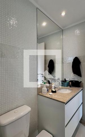 Apartamento à venda com 134m², 3 quartos e 2 vagas Apartamento à venda com 134m², 3 quartos e 2 vagasBanheiro Suíte 2