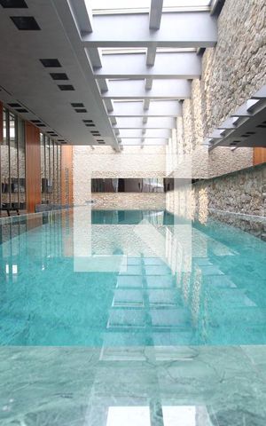 Apartamento à venda com 358m², 4 quartos e 4 vagasÁrea Comum - Piscina
