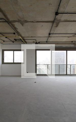Apartamento à venda com 358m², 4 quartos e 4 vagasSala