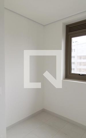 Apartamento à venda com 358m², 4 quartos e 4 vagasQuarto de Serviço