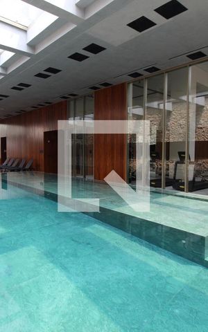 Apartamento à venda com 358m², 4 quartos e 4 vagasÁrea Comum - Piscina