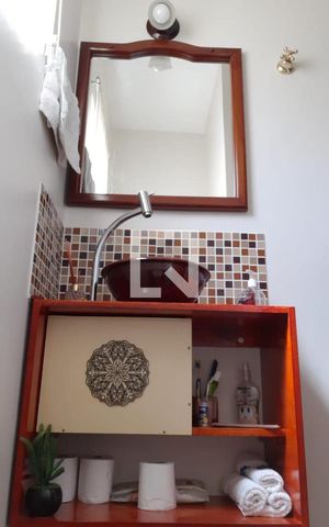 Casa à venda com 150m², 3 quartos e 1 vagaBanheiro