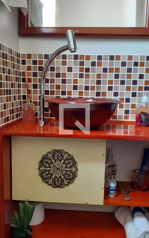 Casa à venda com 150m², 3 quartos e 1 vagaBanheiro